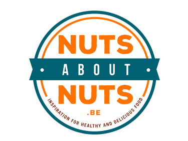 logo ontwerp nuts about nuts